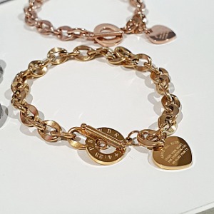 [surgical steel] Heart Toggle Bar Chain Bracelet